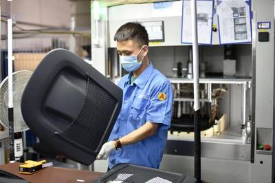 長(zhǎng)春一汽富晟長(zhǎng)泰汽車(chē)塑料制品 以技術(shù)開(kāi)發(fā)為根節(jié)，為企業(yè)發(fā)展注入強(qiáng)勁動(dòng)能